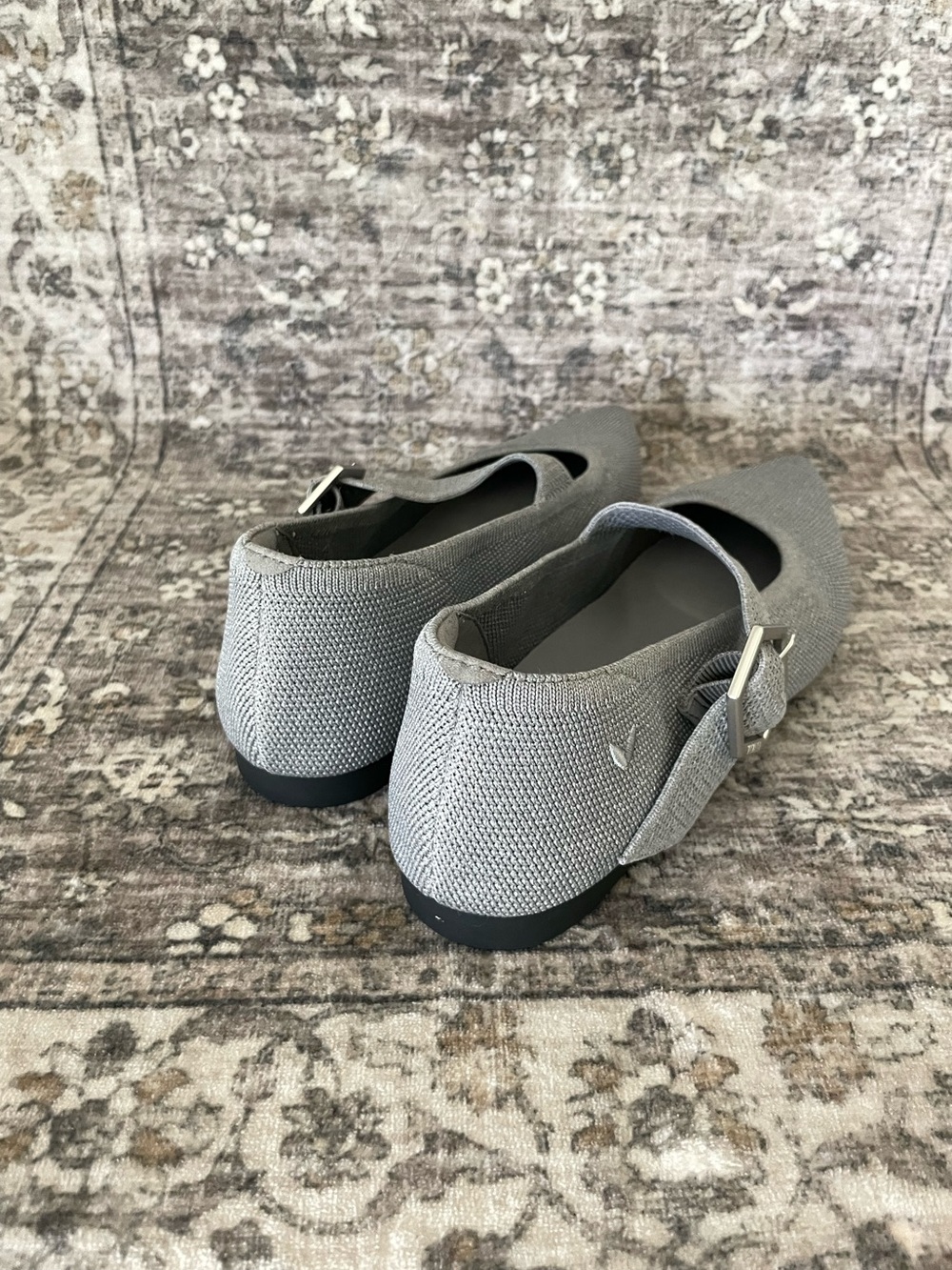 Vivaia Mary Jane Ballet Flats - Picture 5 of 9